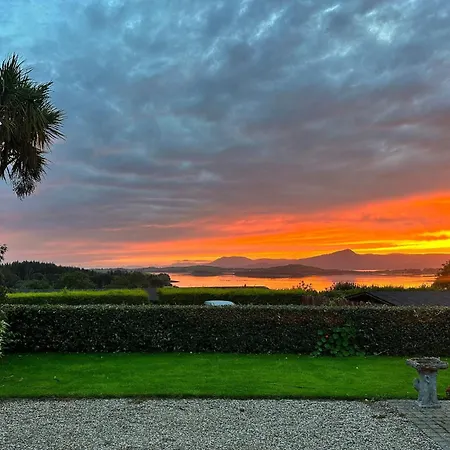 Edencrest Bed & Breakfast