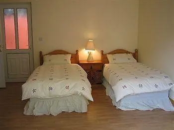 Edencrest Bed & Breakfast