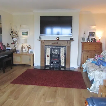 Edencrest Bed & Breakfast
